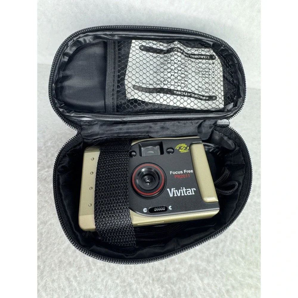 VIVITAR‎ PN2011 35mm Film Camera Panoramic Focus Free Point and Shoot -MINT